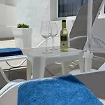 Princesa Ico, Cerca Del Mar *