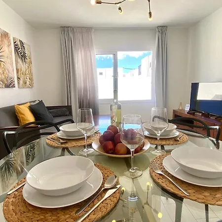 Princesa Ico, Cerca Del Mar * San Bartolomé