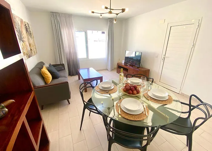 Princesa Ico, Cerca Del Mar San Bartolomé