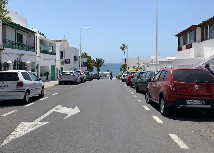 Princesa Ico, Cerca Del Mar