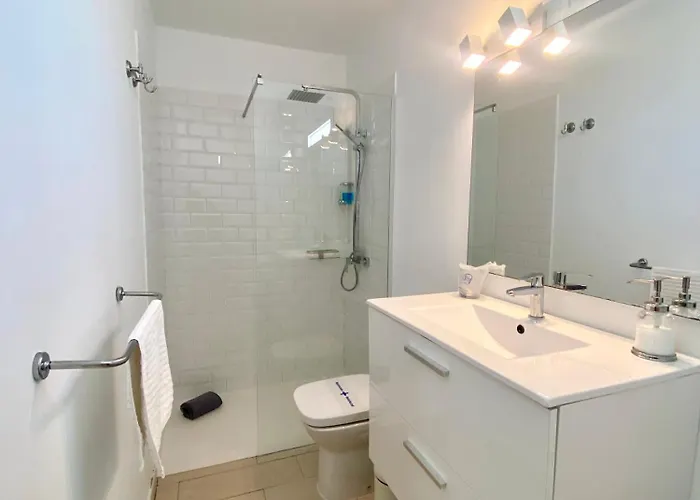 Princesa Ico, Cerca Del Mar * San Bartolomé